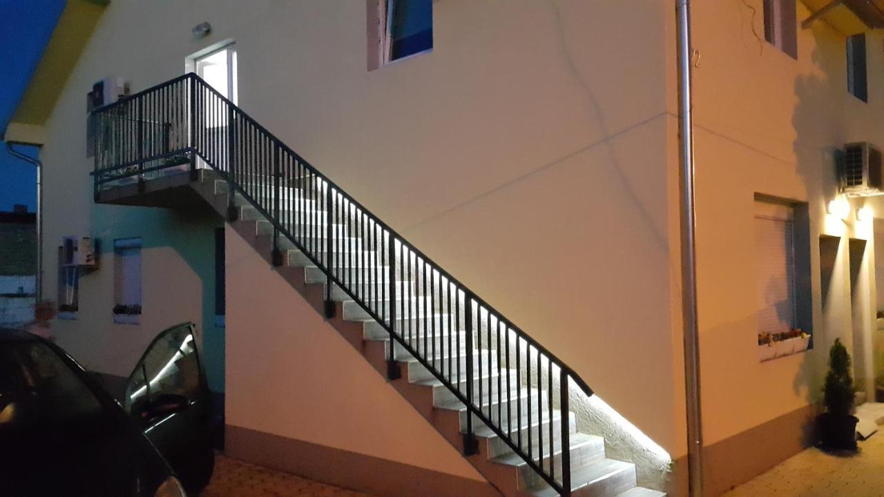 Zen Apartmani نوفي ساد المظهر الخارجي الصورة